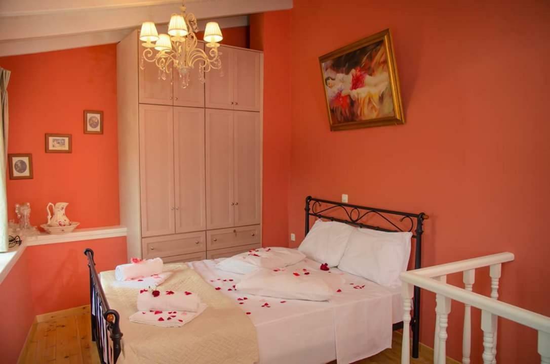 Villa Conte Rari Agios Gordios  Bagian luar foto