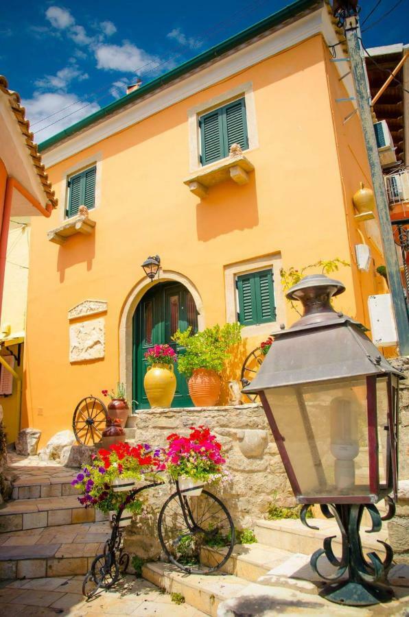 Villa Conte Rari Agios Gordios  Bagian luar foto